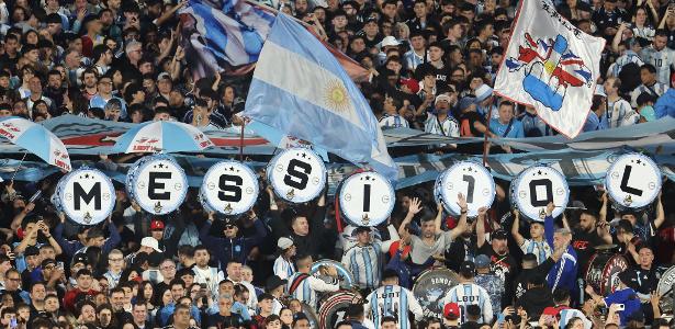 O amor delirante dos argentinos por sua seleção a agiganta diante da nossa