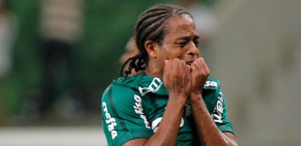 Keno deixou o Palmeiras para atuar pelo Pyramids, do Egito, mesmo time de Alberto Valentim - Daniel Vorley/AGIF