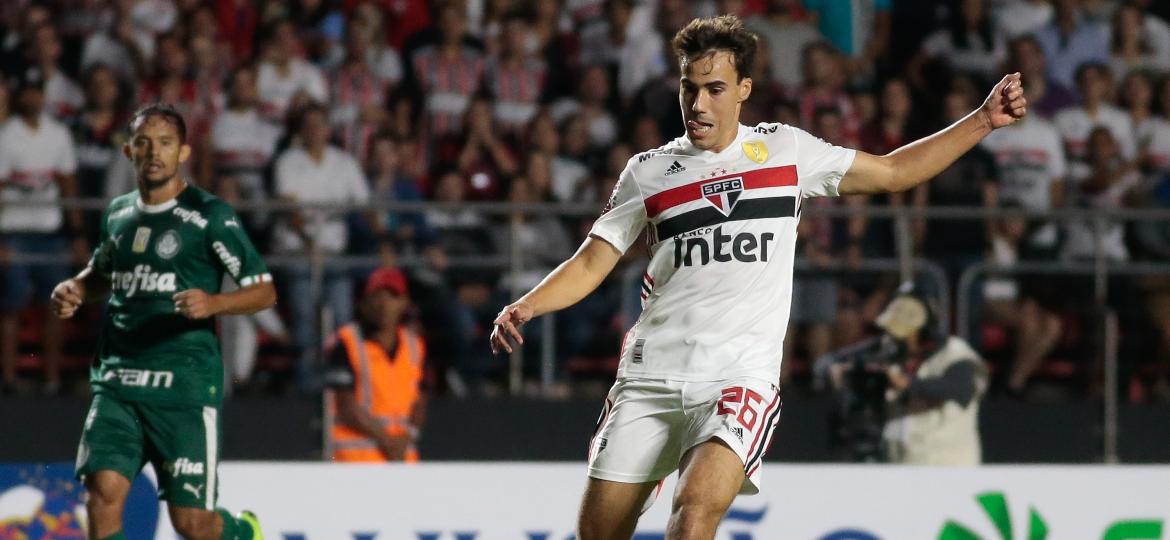 Meia vai para o quinto jogo consecutivo como titular do São Paulo na temporada - Marcello Zambrana/AGIF