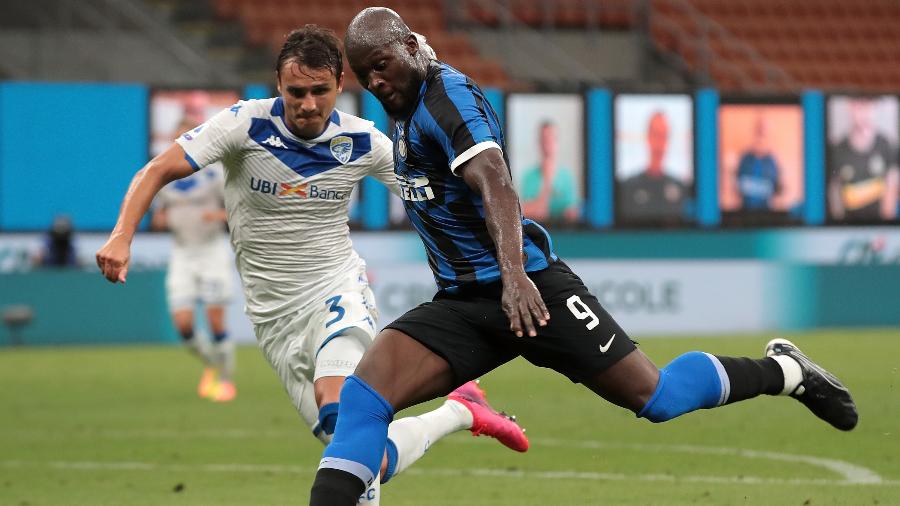 A Inter de Milão goleou hoje o Brescia por 6 a 0 e segue na terceira colocação do Campeonato Italiano - Emilio Andreoli/Getty Images