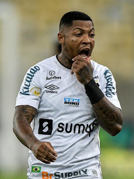 Marinho durante partida entre Santos e Fluminense, pela quarta rodada do Brasileirão 2021. - Thiago Ribeiro/AGIF