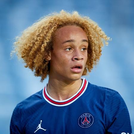 Xavi Simons, em ação pelo PSG