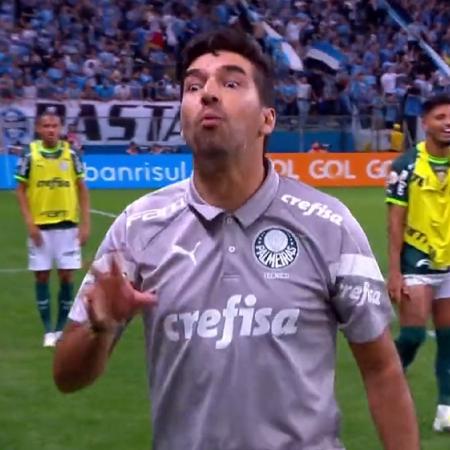 Abel Ferreira se revolta com arbitragem em jogo do Palmeiras contra o Grêmio no Brasileirão