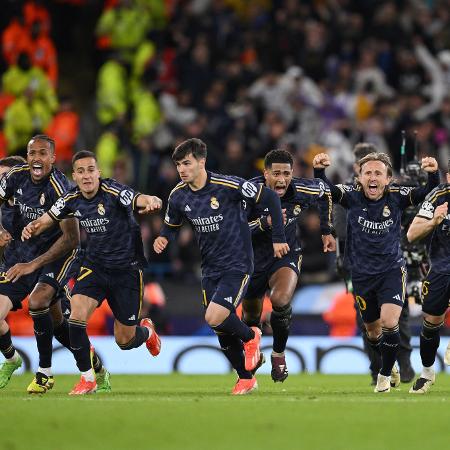 Jogadores do Real Madrid comemoram classificação à semifinal da Liga dos Campeões - Stu Forster/Getty Images