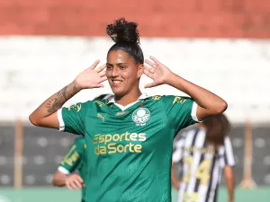 Com três de Amanda Gutierres, Palmeiras goleia o Santos pelo Brasileirão Feminino