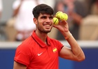 Djokovic e Alcaraz passam para a semi e podem se enfrentar por ouro inédito - Matthew Stockman/Getty Images