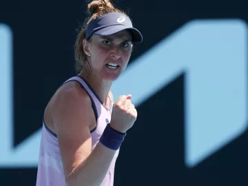 Bia Haddad passa aperto contra #146 do mundo, mas avança no Australian Open