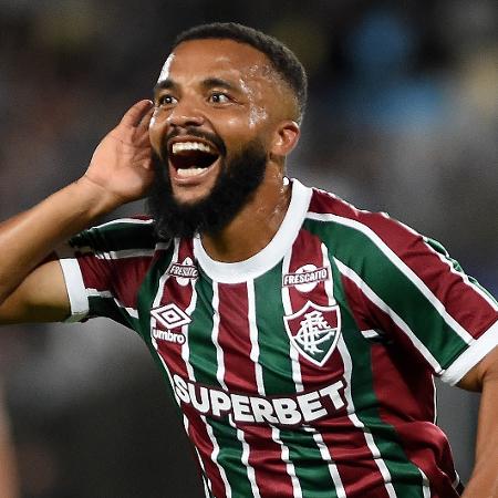 Samuel Xavier comemora gol contra o Atlético Samuel Xavier comemora gol contra o Atlético