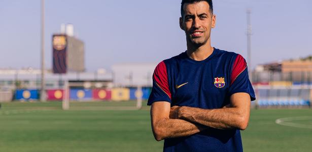 Busquets volta ao Barcelona e será auxiliar técnico de Belletti no time B