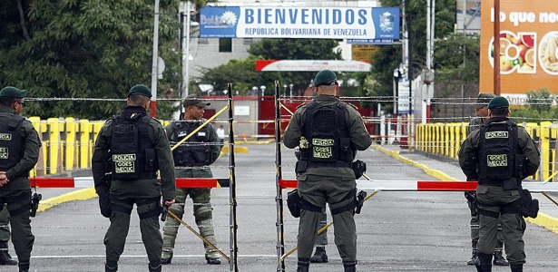 Fronteira entre as cidades San Antonio e Cúcuta viverá dia de operação especial - EFE/SCHNEYDER MENDOZA