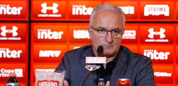Dorival Jr poderá ser anunciado em breve como novo técnico do Flamengo - Marcello Zambrana/AGIF