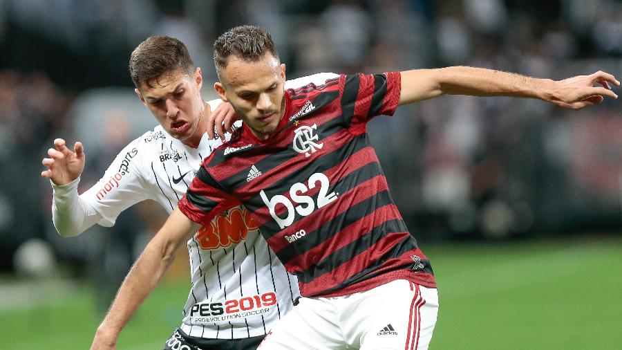 Renê deixa o Flamengo para assinar com o Internacional - Marcello Zambrana/AGIF