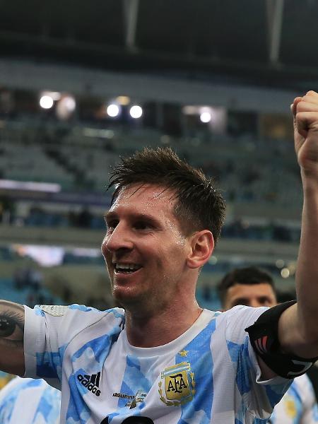 Scaloni espera que Messi jogue a Copa de 2026 pelo bem do futebol