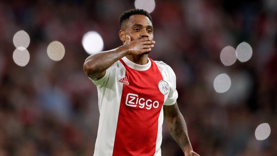 Atacante brasileiro Danilo, em jogo do Ajax - Soccrates Images/Getty Images