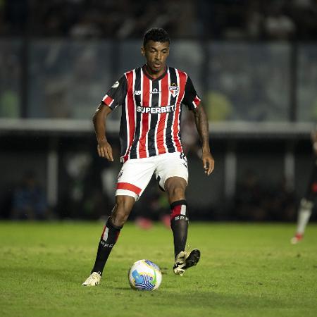 Luiz Gustavo durante o jogo do São Paulo contra o Vasco