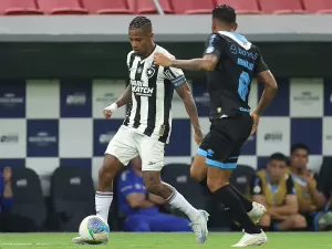 Botafogo deixa Palmeiras encostar definitivamente 