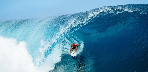 Aos 54 anos, Kelly Slater volta ao Mundial como convidado da etapa no Taiti