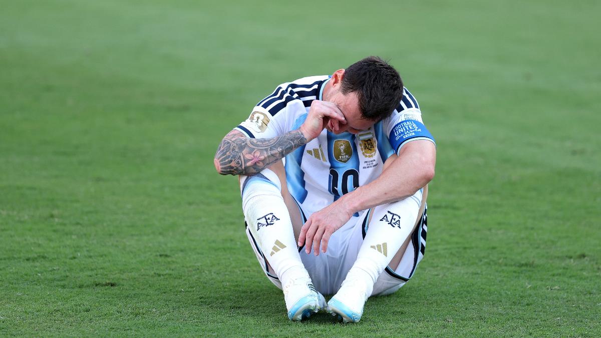 Argentina faz final horrível e só não foi goleada porque Espanha é banguela