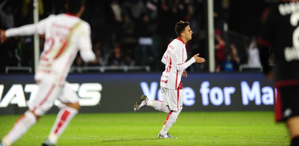 Andrigo comemora gol pelo Internacional contra o Bayer Leverkusen, da Alemanha - Ricardo Duarte/Internacional