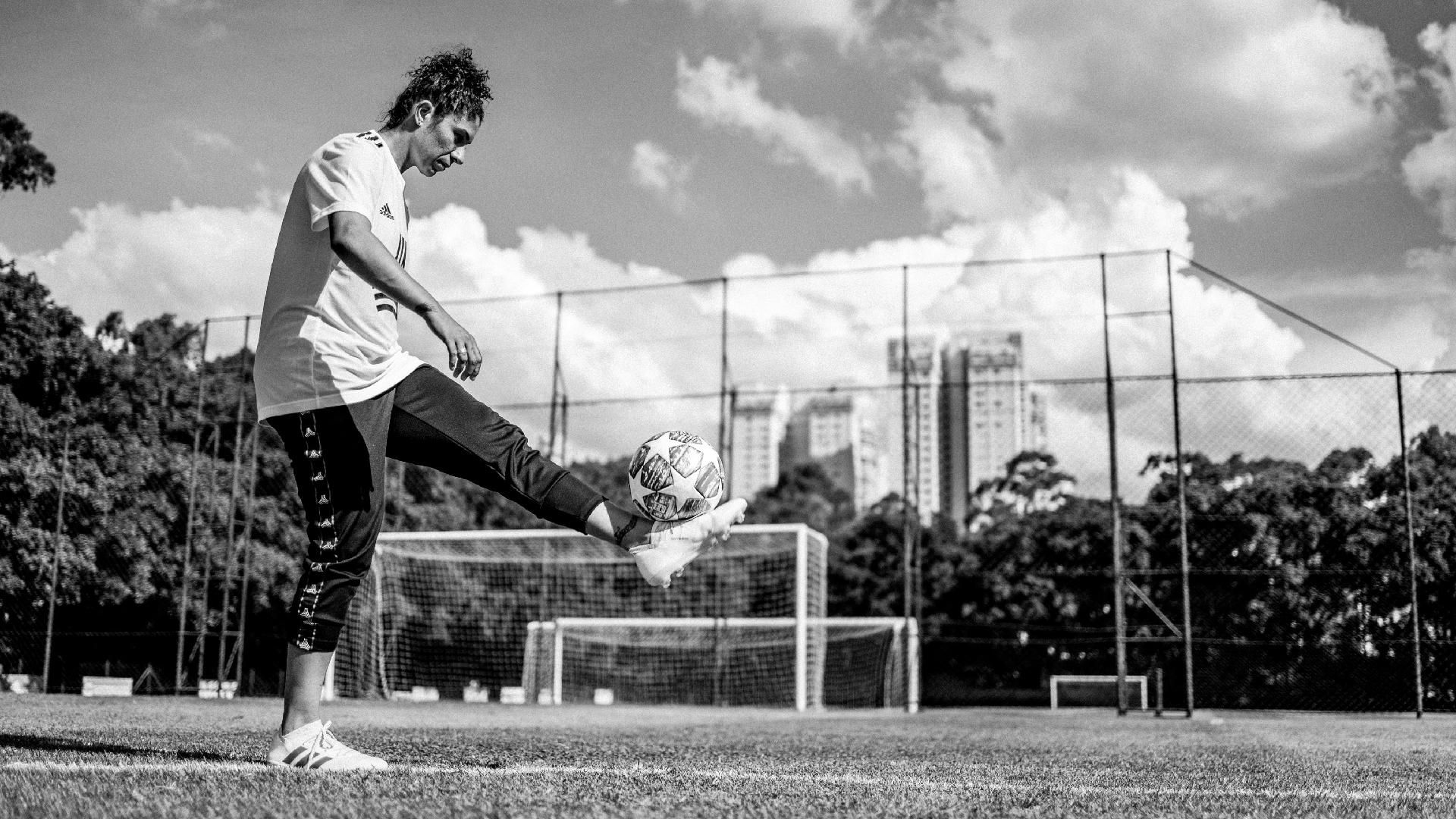 Simon Plestenjak/UOL