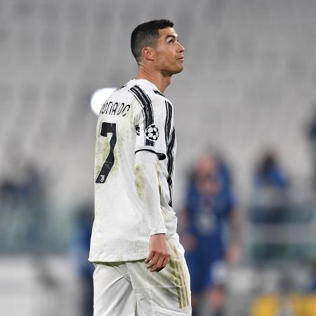Cristiano Ronaldo foi criticado após eliminação da Juventus na Liga dos Campeões - Valerio Pennicino/Getty Images
