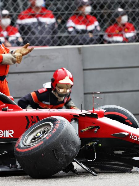 Carro de Charles Leclerc ao final do treino do GP de Monaco - Clive Rose - Formula 1/Formula 1 via Getty Images