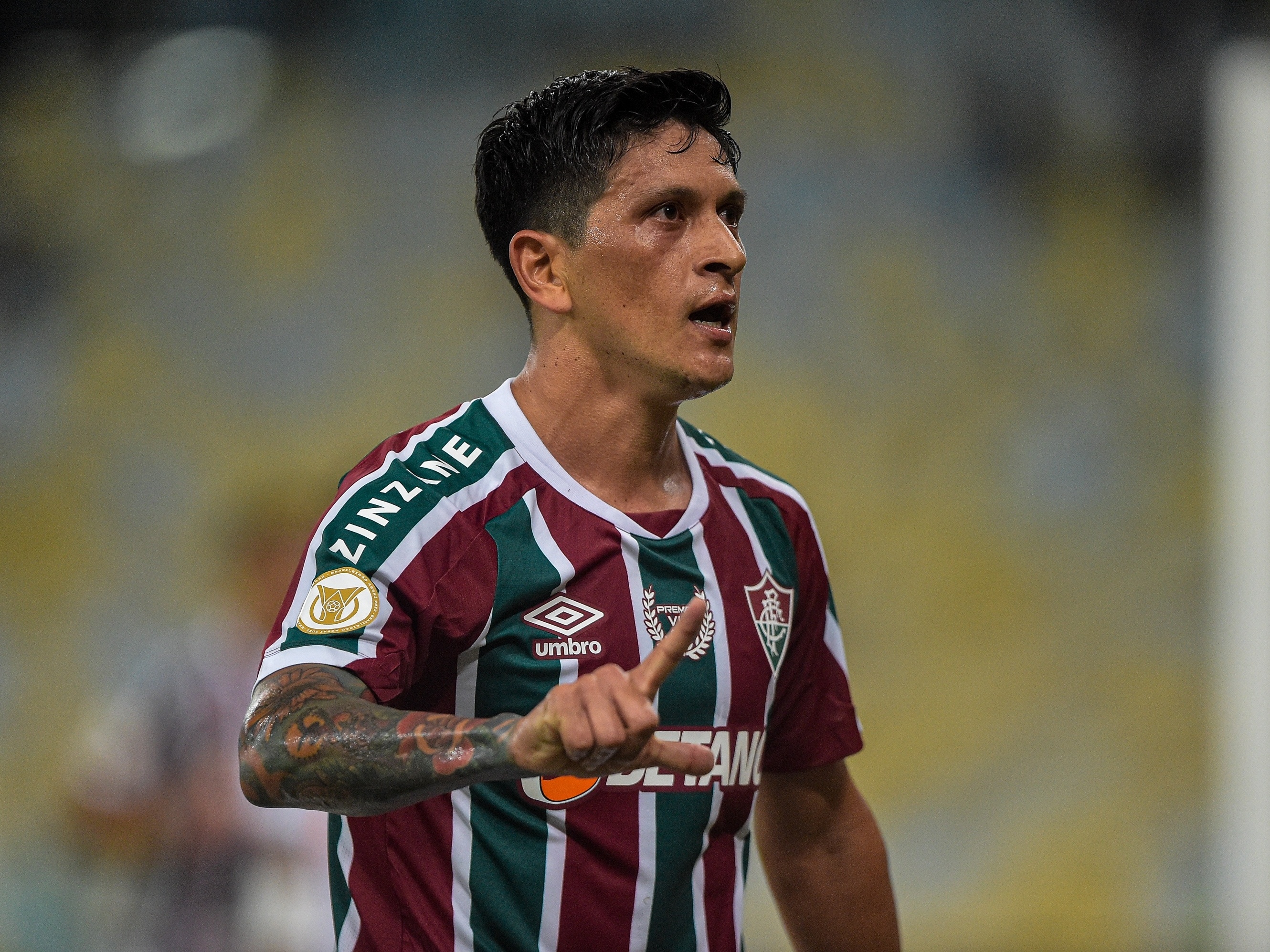 Fluminense conquista empate em jogo eletrizante com Athletico-PR – O Chefão  da Notícia