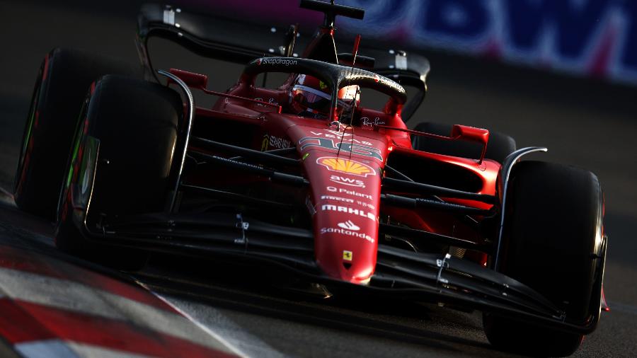 Charles Leclerc durante a classificação do GP do Azerbaijão - Clive Rose/Getty Images