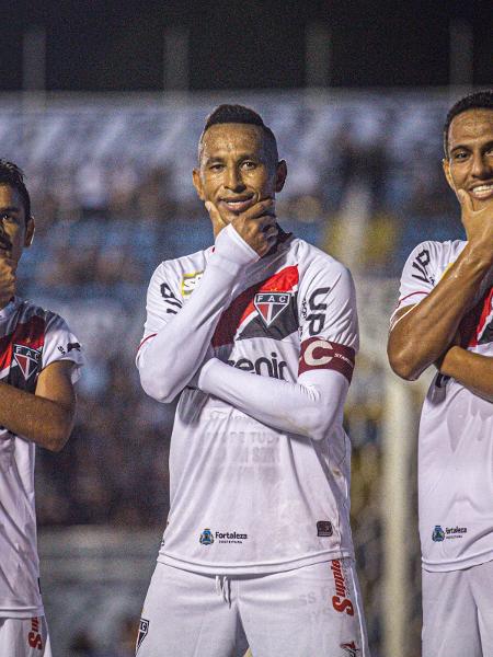  Ciel jogador do Ferroviário comemora seu gol durante partida contra o Ceará - Lucas Emanuel/AGIF