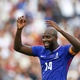 Deschamps sofre com desfalques na França e convoca estreante do Palace