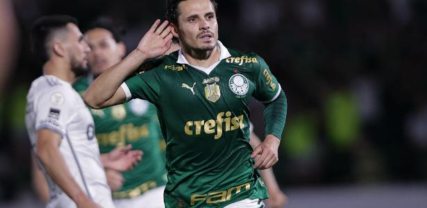 Veiga se destaca como destaque do Palmeiras na vitória sobre o Atlético-MG