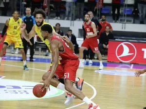 Bruno Caboclo anota 11 pontos para o Hapoel Tel Aviv em vitória