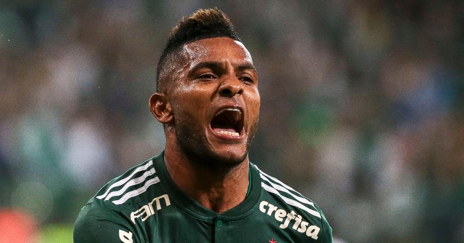 Borja comemora após marcar pelo Palmeiras sobre o Fluminense