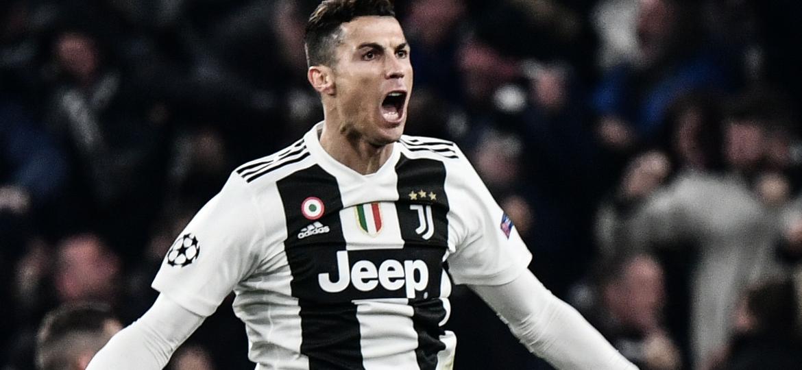 Cristiano Ronaldo em campo na partida Juventus x Atlético de Madri pelas oitavas de final da Liga dos Campeões 2018/2019 - Marco Bertorello/AFP