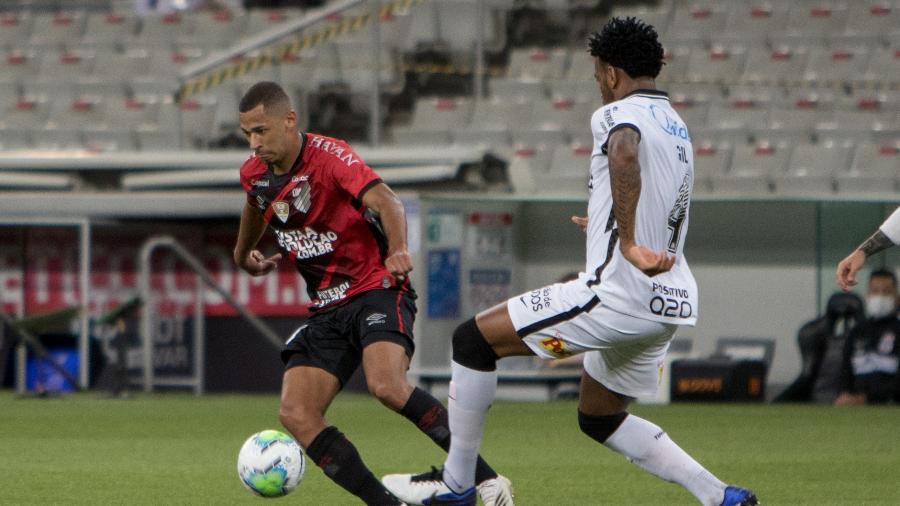 Corinthians encara o Athletico-PR nesta quarta-feira (10) sonhando com a vaga na Libertadores  - Robson Mafra/AGIF