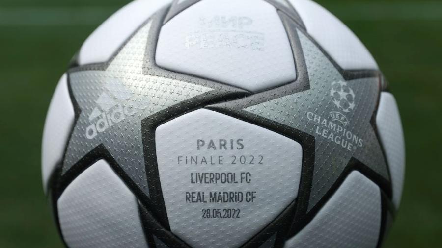 Bola da final da Liga dos Campeões, a ser usada por Liverpool e Real Madrid - Alexander Hassenstein/UEFA via Getty Images