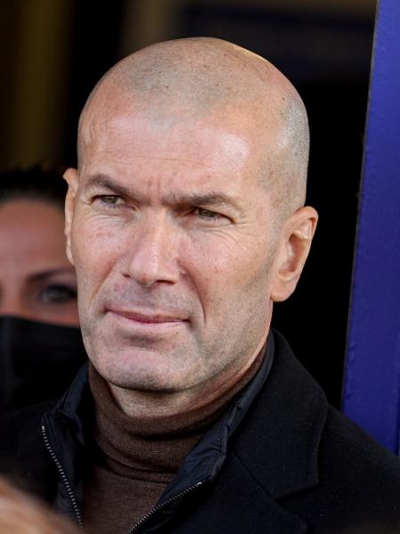 Zinedine Zidane está sem clube desde que deixou o Real Madrid - Denis Thaust/SOPA Images/LightRocket via Getty Images