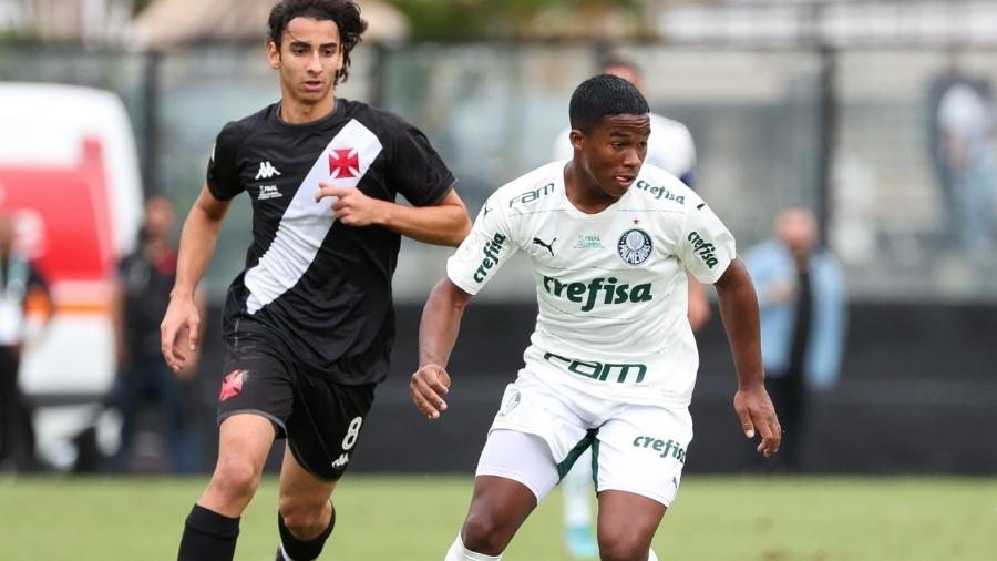 Endrick fez os dois gols do Palmeiras contra o Vasco e foi o herói do título  - Fabio Menotti/Palmeiras