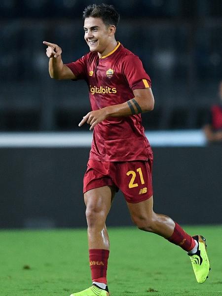 Paulo Dybala, da Roma, comemora gol contra o Empoli pelo Campeonato Italiano - Giuseppe Maffia/NurPhoto via Getty Images