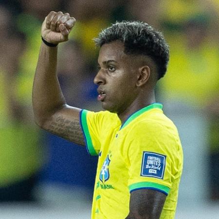 Rodrygo em partida da seleção brasileira contra a Bolívia, válida pelas Eliminatórias
