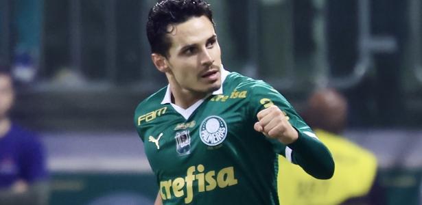 Veiga elogia jogo no Mané Garrincha e projeta confronto contra o Vasco: 