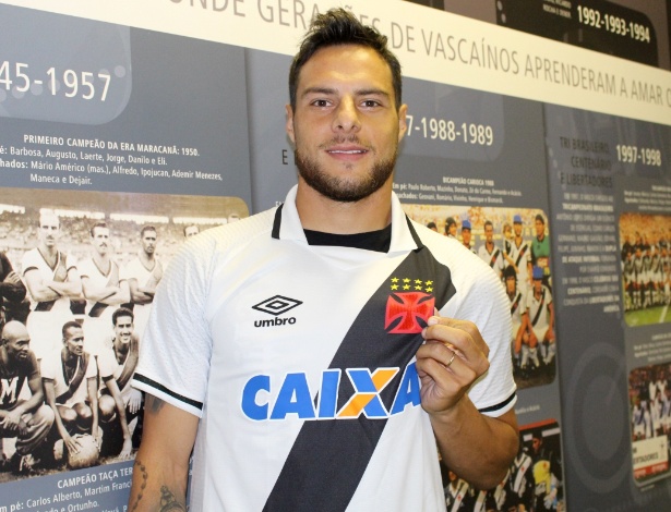 Leandro Desábato foi o primeiro reforço confirmado pelo Vasco para a temporada 2018 - Carlos Gregório Jr/ Vasco.com.br