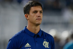 Técnico diz estar satisfeito com Fla, mas lamenta tempo para treinos