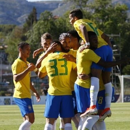 Brasil comemora vitória no Torneio de Toulon - Divulgação