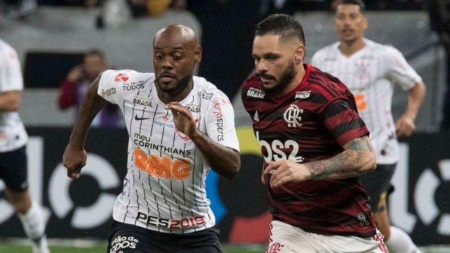 Vagner Love em ação durante duelo entre Corinthians e Flamengo, pela Copa do Brasil de 2019 - Daniel Augusto Jr/Ag. Corinthians