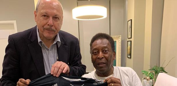 Elogiado por Pelé | Peres vê coroa irreversível no uniforme do Santos