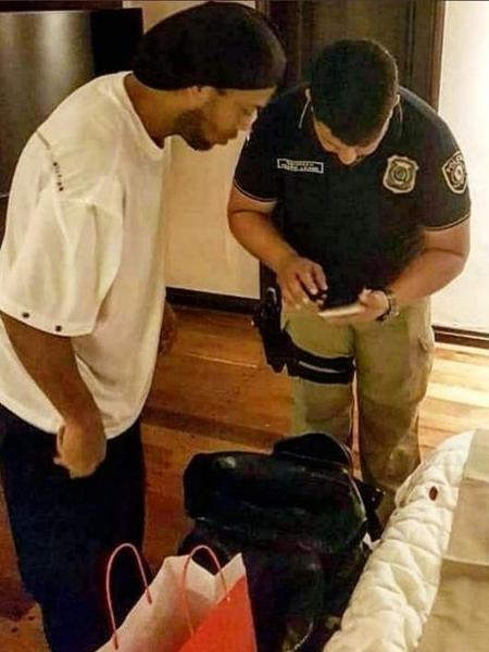 Ronaldinho Gaúcho é detido com passaporte falso no Paraguai - Reprodução/Polícia