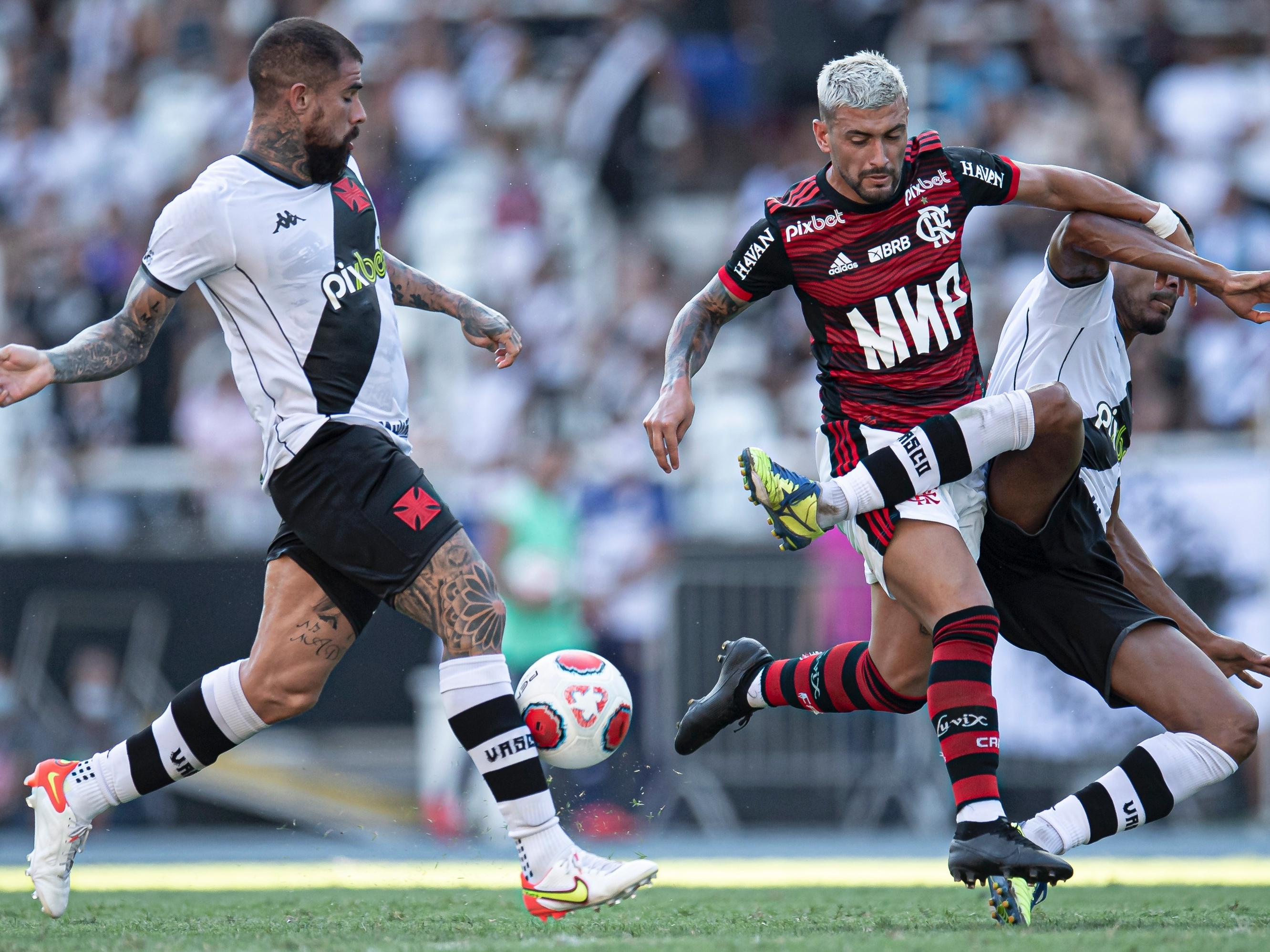 Os maiores artilheiros estrangeiros do Flamengo