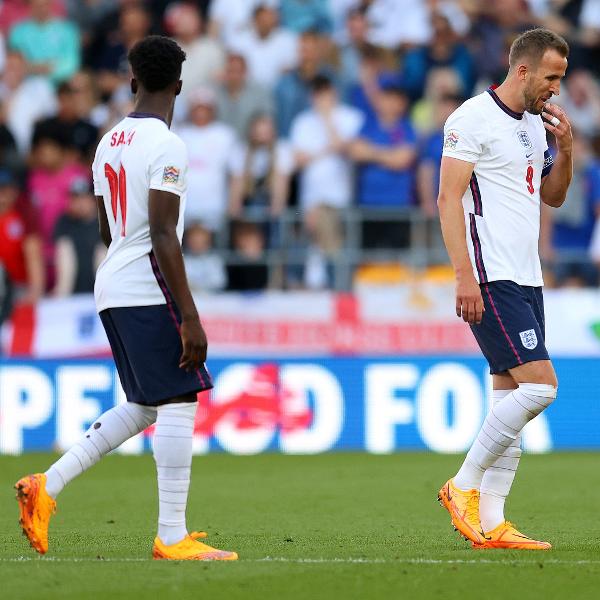 Harry Kane, da Inglaterra, lamenta gol da Hungria em jogo pela Liga das Nações