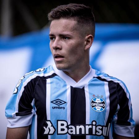 Pedro Lucas tem formação nas categorias de base do Grêmio - Reprodução/Instagram